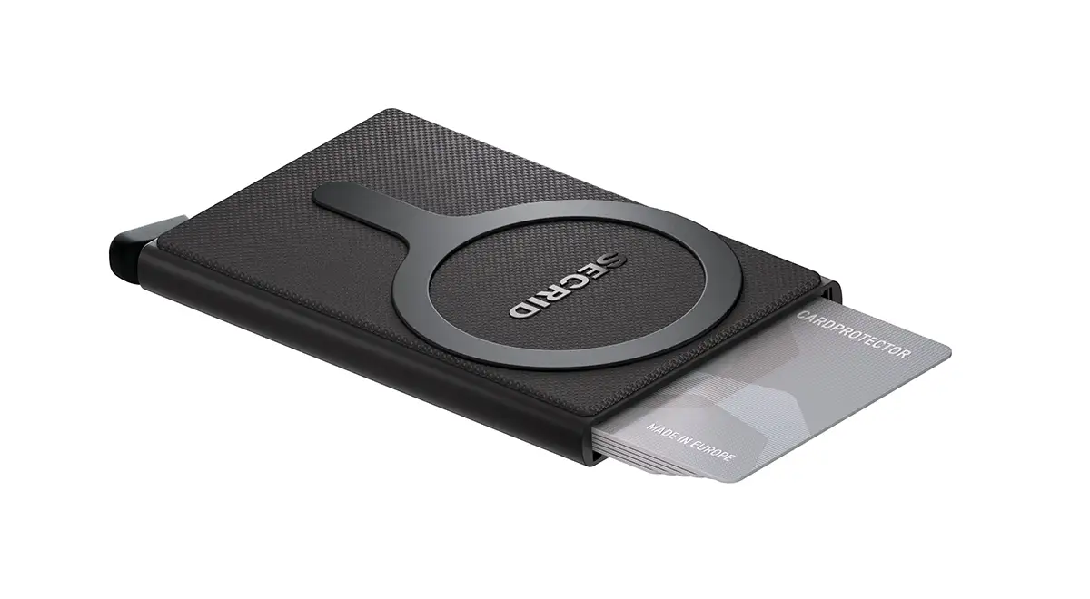 Card Protector for MAGSAFE カードプロテクター フォー マグセーフ / SECRID