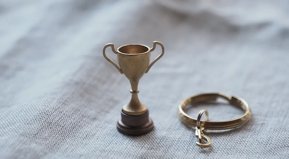 Brass Trophy 真鍮トロフィー / PICUS